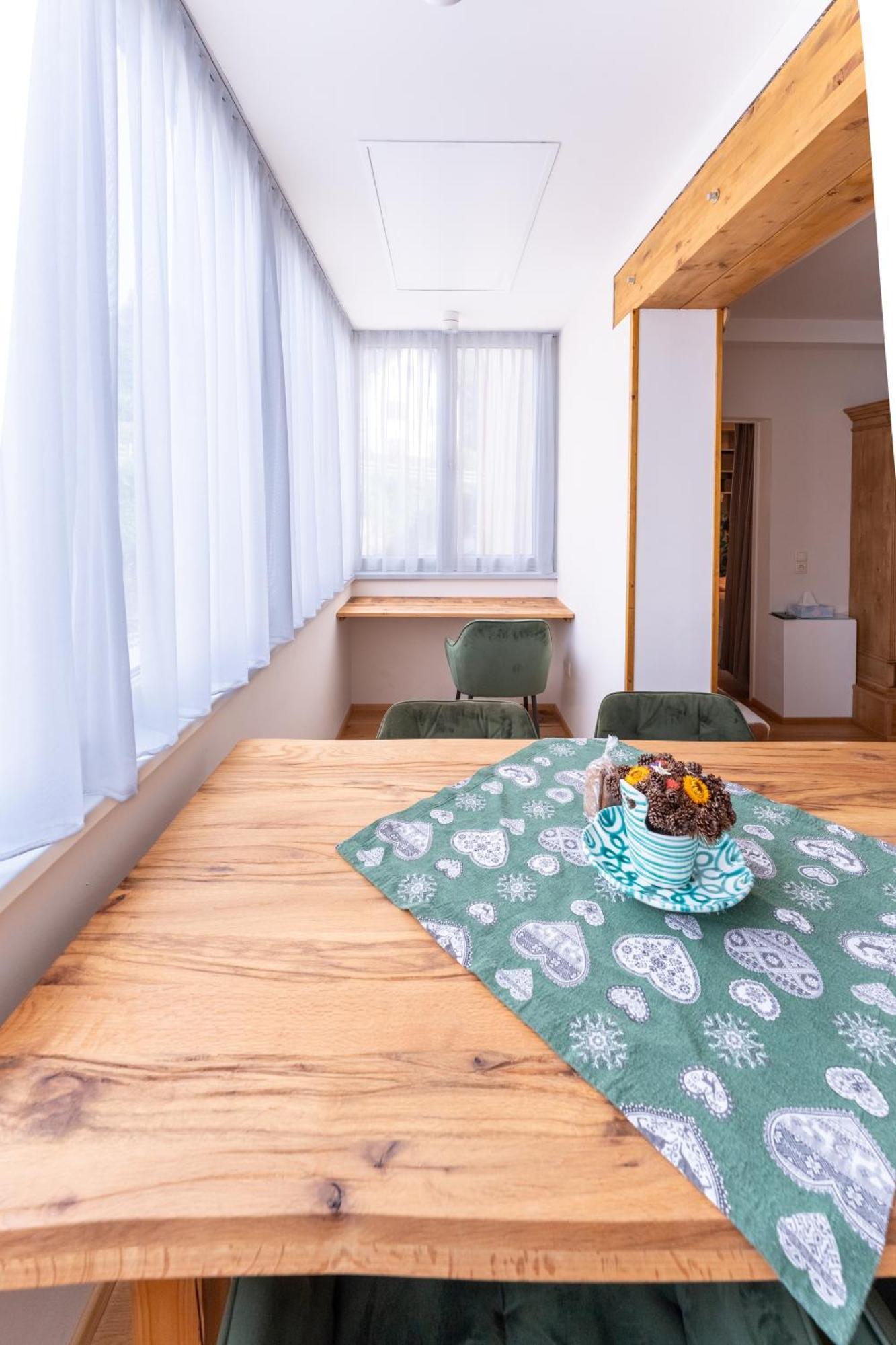Wohnen Direkt Beim Meranplatz Apartment Bad Aussee Luaran gambar